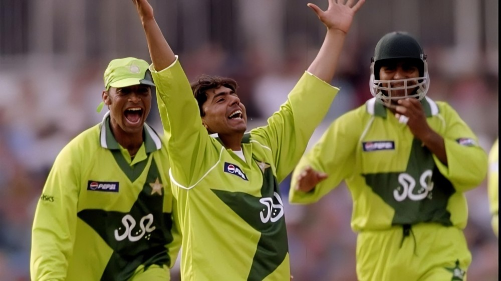 Best Bowling Strike Rates in India vs Pakistan ODIs